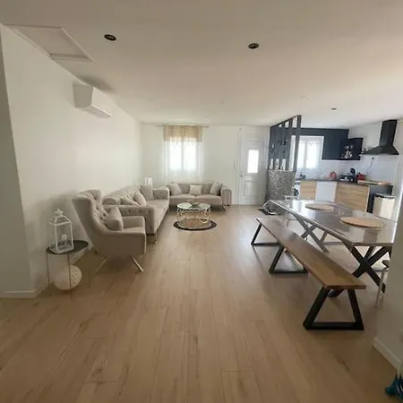 Avec Jardin Et Piscine Villa